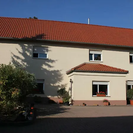 Farm stay Gut Fischer Pomssen